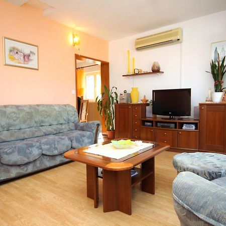 Seaside Apartments With A Swimming Pool Kneza, Korcula - 9269 Рачишче Экстерьер фото